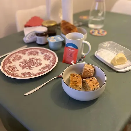 Calme & Lumineuse Avec Balcon Cauderan Δωμάτια σε οικογενειακή κατοικία