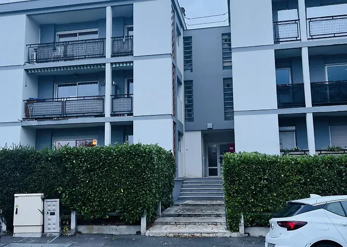 Calme & Lumineuse Avec Balcon Cauderan * Бордо